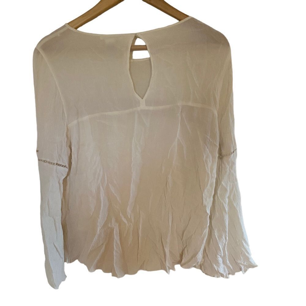 H&M boho flowy sleeve top long sleeve eyelet cut out size 12 - Picture 3 of 6